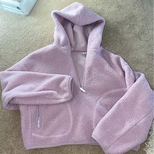 UNIQLO Sherpa Cropped Jacket